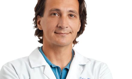 Dr. Carlos A. Silva