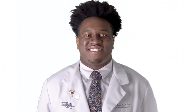 Dr. Deric Lovett, DC